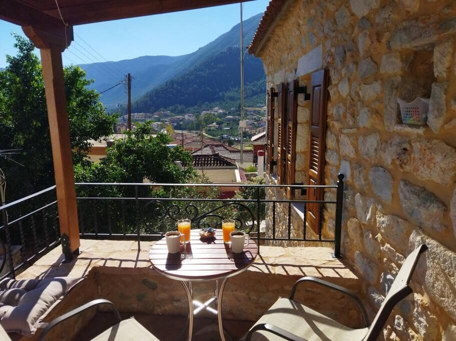 Vila Tsolakis Luxury House Leonídion Exteriér fotografie